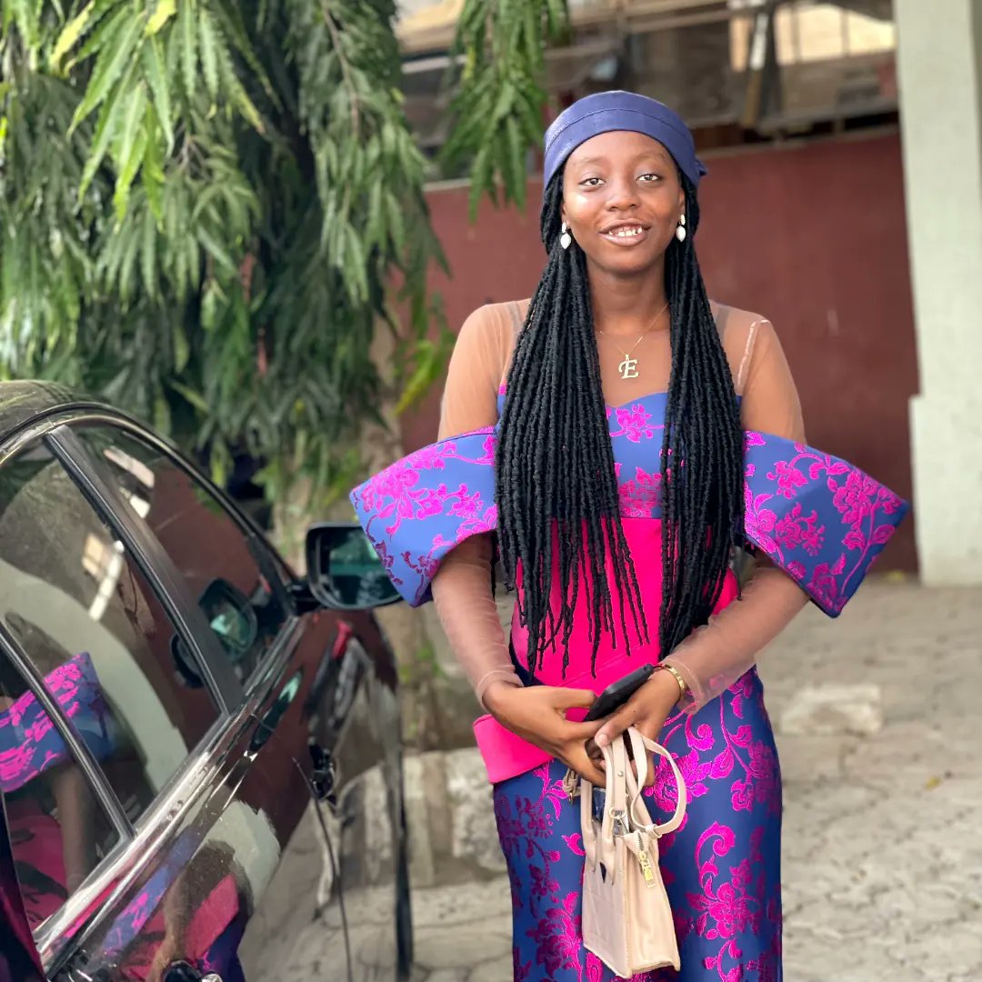 lollicas's tweet photo. Yayyy balloons 
Happy birthday to me 🥰 https://t.co/RE2cDc59cF