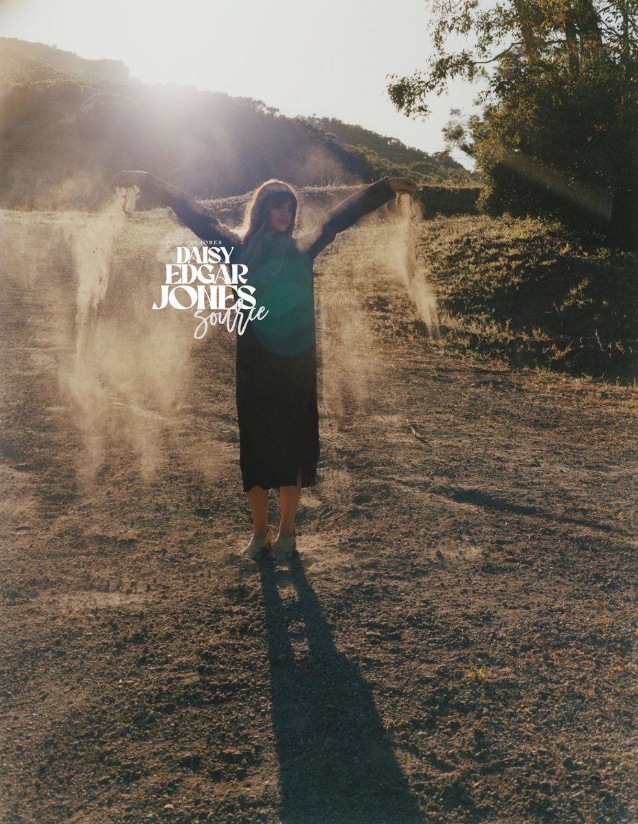 dejonessource's tweet image. Exclusive | Daisy Edgar-Jones for Atmos magazine