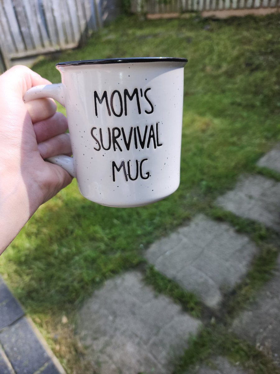 KQuilty12's tweet photo. It's an outside coffee kind of morning https://t.co/WOotS0dGQX
