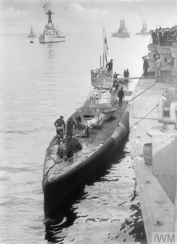 FlMichele69's tweet image. Submarines

SS #HMSG13 (1916-1924) G Class

📷 #WW1 #ScapaFlow @I_W_M

@RoyalNavy 🇬🇧