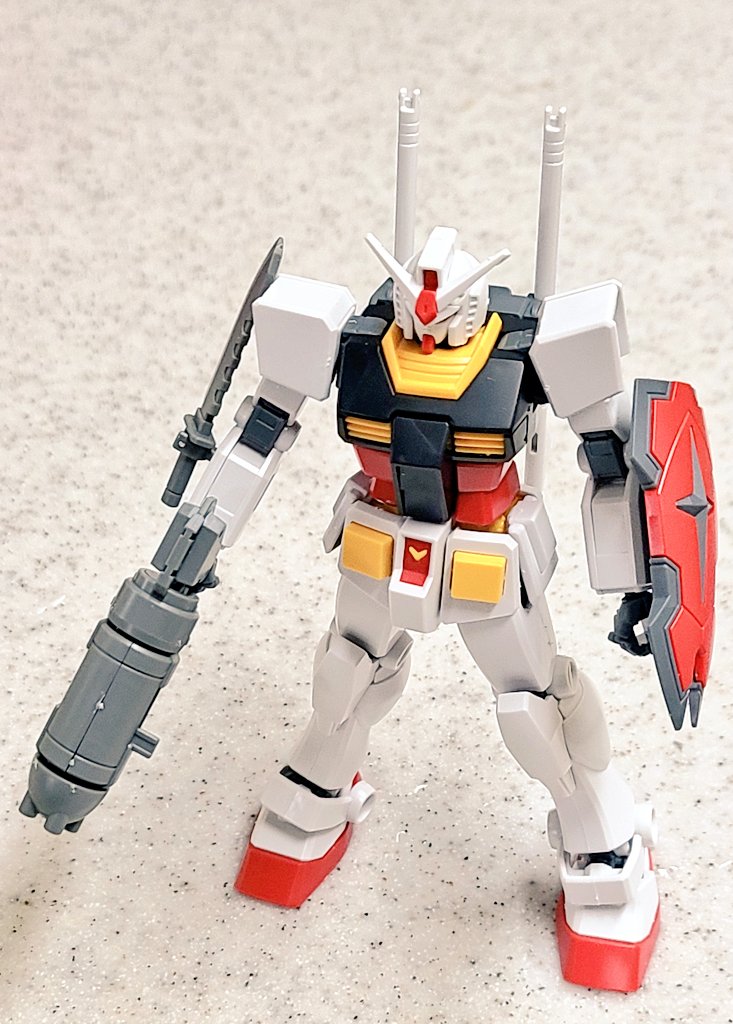 RX-78-2(ガンダム) 「自分のラーガンダムはファーストに組んで 水星の武器セットと合わせて 汎用性を強化」|拿瓦彩矢@次は名華祭のイラスト