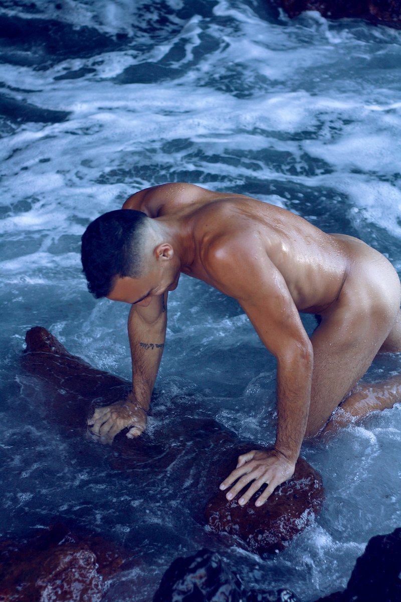 ¿Te vienes a dar un chapuzon junto a <a href="/Fran_ciscoGab/">Francisco Gabriel</a> ? 🌊💙