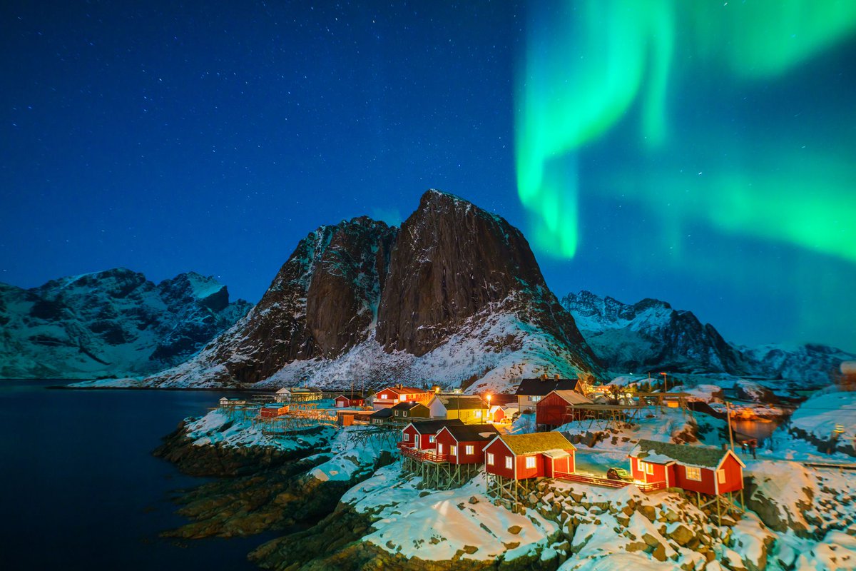 localBuddygo's tweet photo. Top 10 Non-tropical island around the world!        

#6

Explore Iceland's volcanoes, geysers, and waterfalls—it's like stepping onto another planet! 🌋💧🌌 Fun fact: You can see the Northern Lights here from September to April! Use Local Buddy to discover Iceland's wonders! 

Iceland offers a variety of attractions including the Golden Circle, Blue Lagoon, and the stunning Northern Lights. The best time to visit is in summer for long daylight hours or winter for the Northern Lights.
#Iceland #Travel #vacation #localbuddy