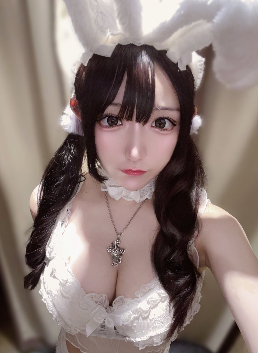 pinky84x's tweet photo. 次2人でいつ会える？ https://t.co/aoCyCnE0fh