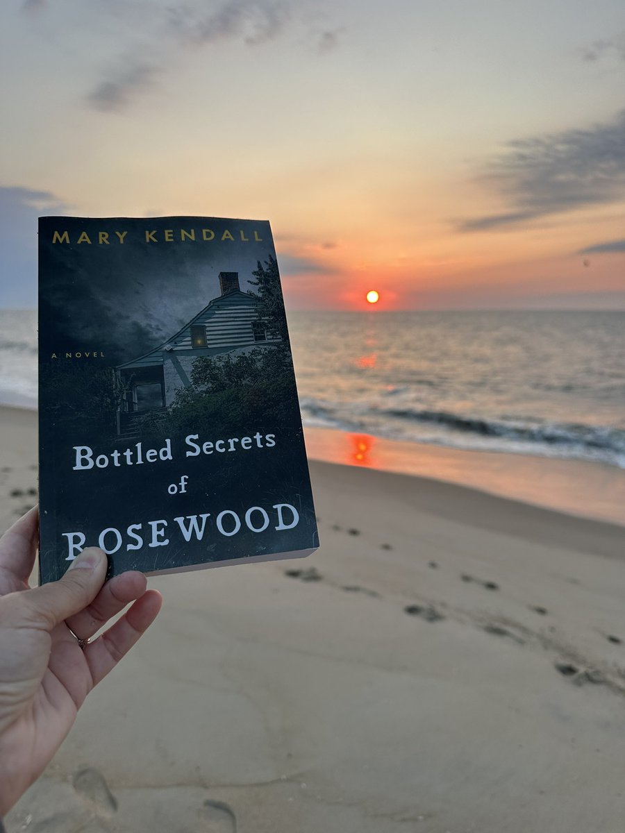 Mary Kendall tweet media