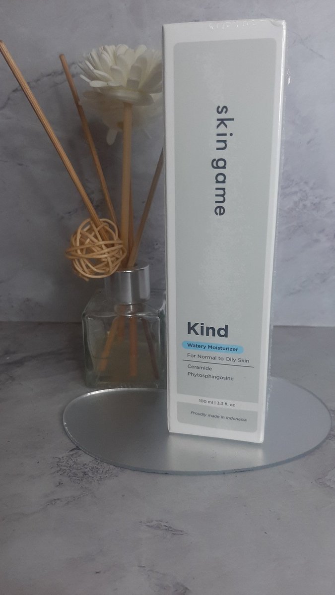 fahmimyong98's tweet photo. Your Basic skincare expert
Alhamdulillah akhirnya bisa juga cobain varian moist gemtong skingame yang udah reformulasi,udah cobain yang kind cream semoga yang watery ini cocok juga. Review soon #aamiin #yourbasicskincareexpert #skingame https://t.co/sFC7SBjLOM