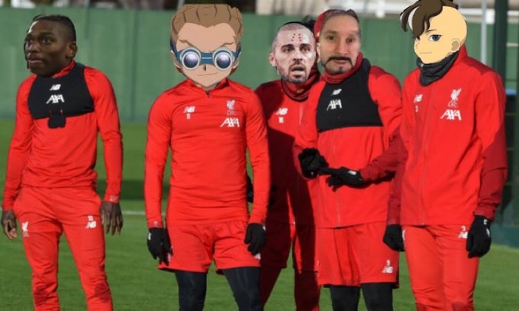 ENTRAÎNEMENT 🏋️

Au programme : intégration de Nathan et travail de l’animation offensive ! 💥 

Les 5 tauliers du milieu et de l’attaque combinent ensemble à l’approche des phases finales de LDC 🏆 

Des changements tactiques de <a href="/MSalah_LFC/">Salah 🇲🇦🇵🇸🐦‍🔥</a> à entrevoir ? 🧠 

YNWA ❤️