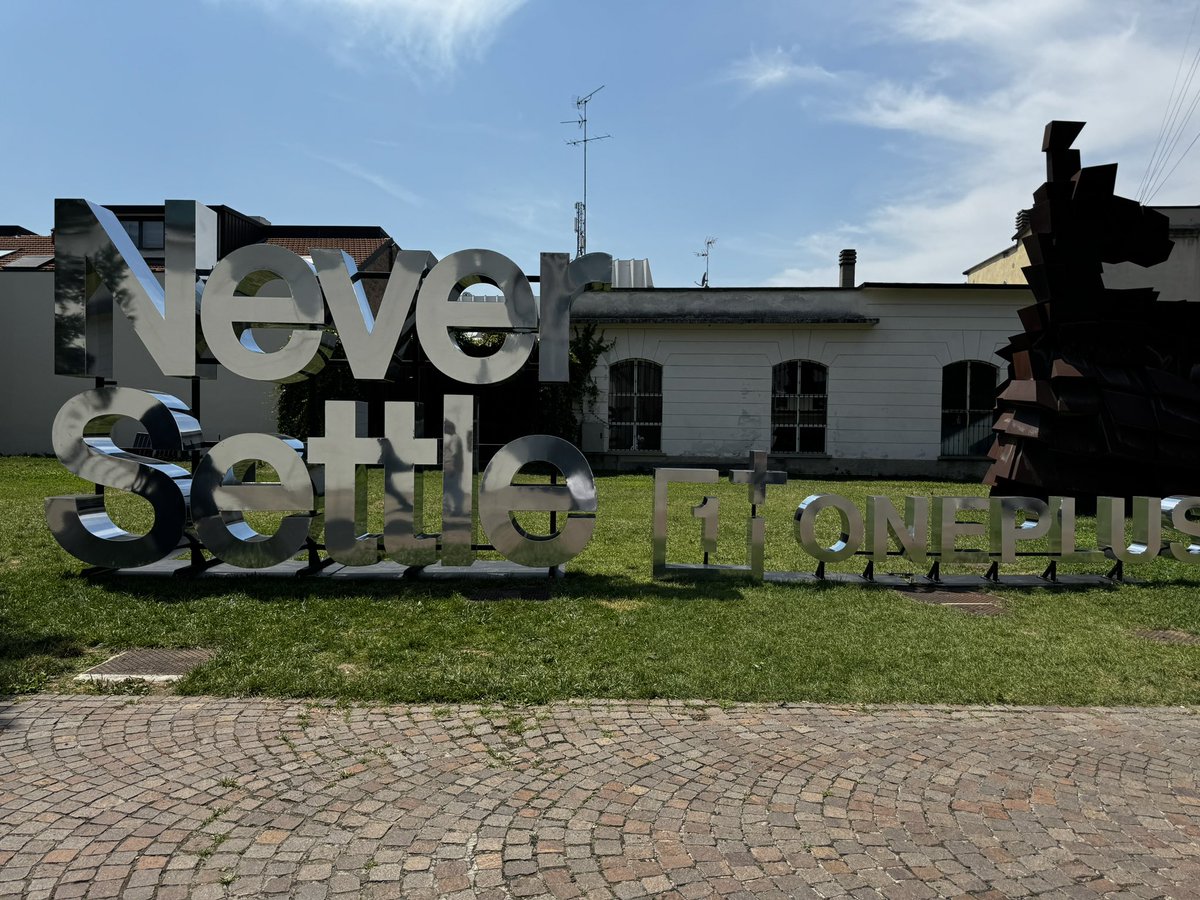 SamiKhan_IBT's tweet image. We&apos;re here:)

#OnePlusSummerLaunchEvent in Milan, Italy.

@onepl