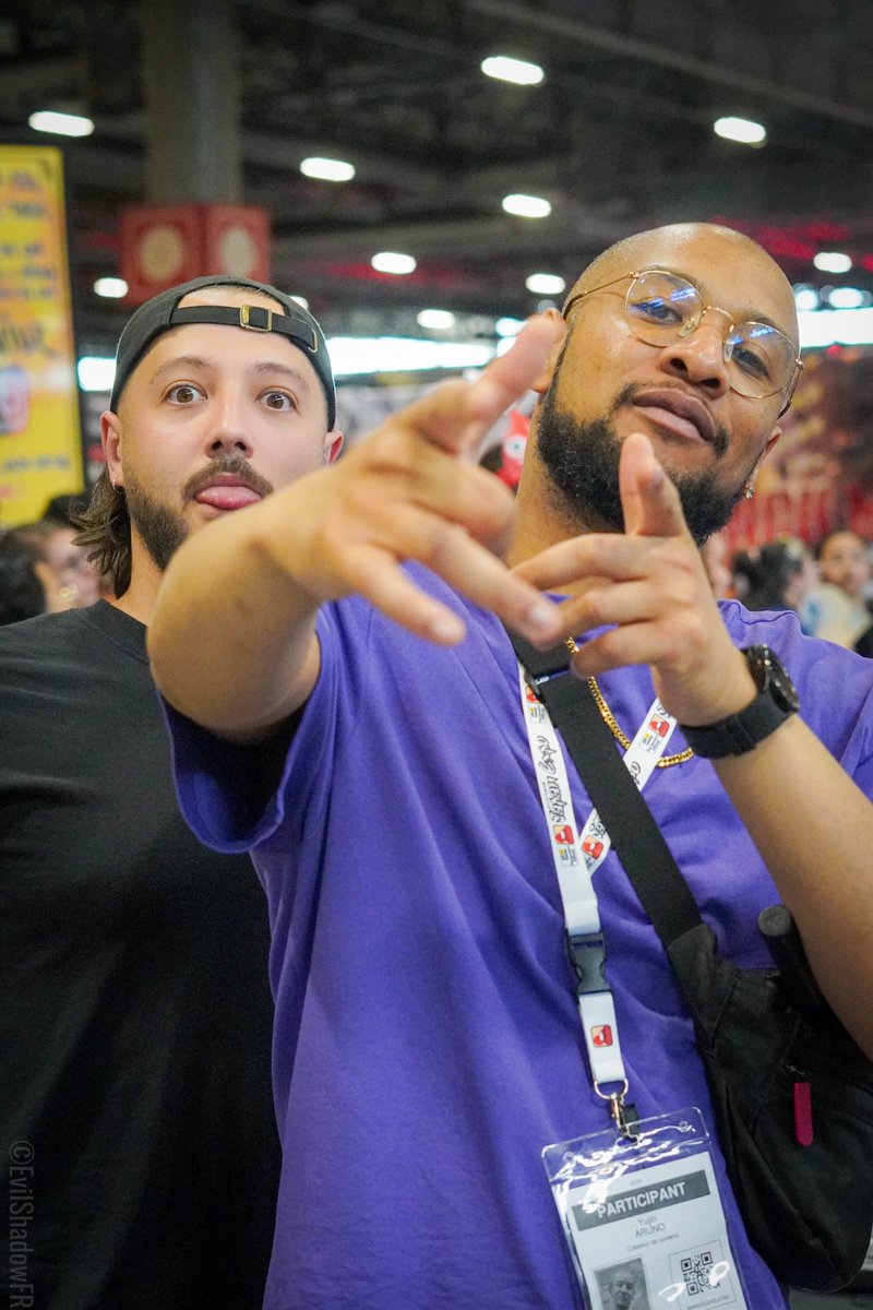 EQTeam__'s tweet photo. Quelques photos de ce week-end INCROYABLE de la @japanexpo 🥰

Vous pouvez les retrouver toutes sur notre discord : https://t.co/IoOD9kACT6 

📸 @EvilShadowFR https://t.co/K2cXNoVIIB