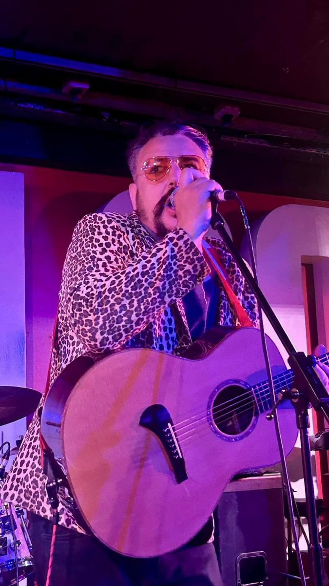 August Gig news:

3rd August - Community Centre, Knighton
8th August - <a href="/FleeceBristol/">The Fleece</a> supporting <a href="/DuskBrothers/">Dusk Brothers</a> 
10th August - The Foundry, Brecon Fringe Festival
24th August - <a href="/VictoriousFest/">Victorious Festival</a>, Portsmouth