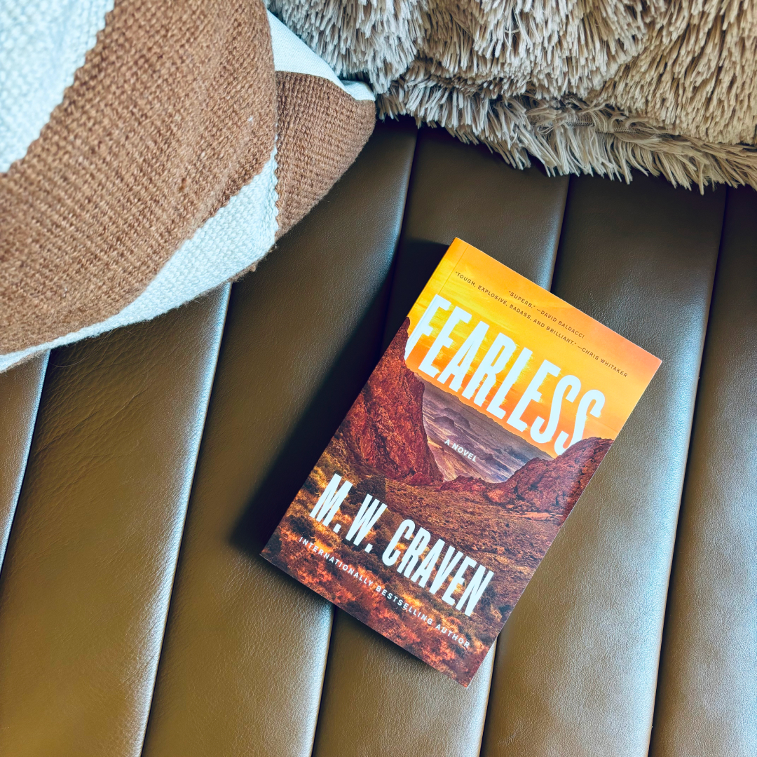 Flatironbooks's tweet photo. Happy publication day to these books! 

💕 Loving Me After We by Ginger Dean
💔 The Eden Test by @sternbergh
🌅 Fearless by @MWCravenUK https://t.co/Ef8itUO98D
