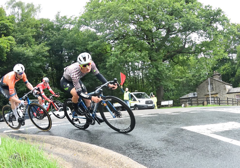 HELP ! We still need a few red flag marshal to support the riders and keep them aware of changes in directions / hazards etc. Do please share and drop us a message if you can help.
📷 <a href="/henryiddon/">Henry Iddon</a>
