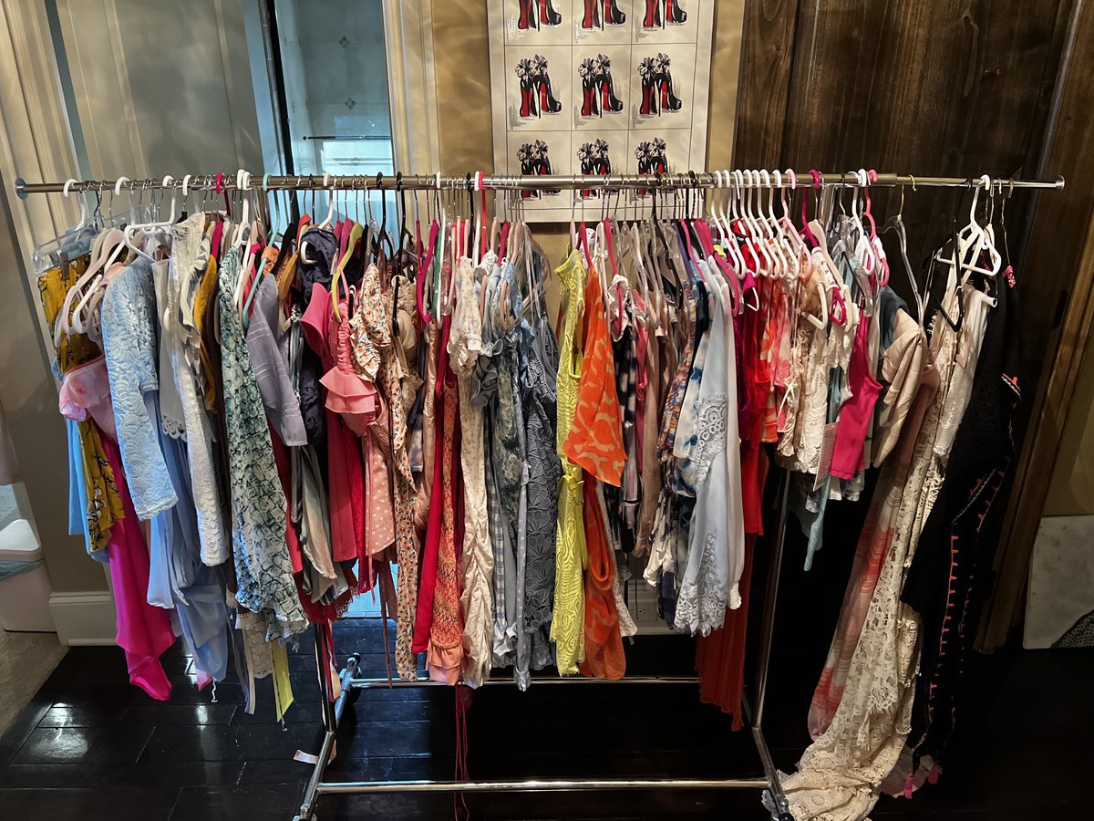 Caitlin Beadles's Video on X, image size:1200x900