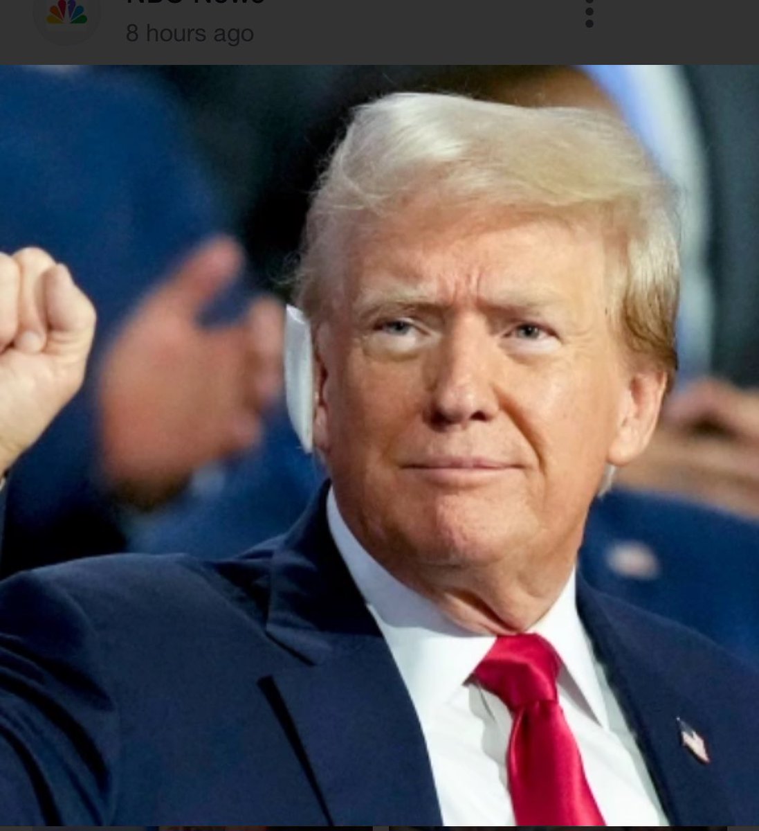 Why has someone sellotaped a teabag to Donald Trumps beezer? 🤔 <a href="/zippetey2dah/">Petey</a> <a href="/stef18881/">Stef1888</a> <a href="/Psychobillyinkk/">⛧⃝ Marcus Inky</a>