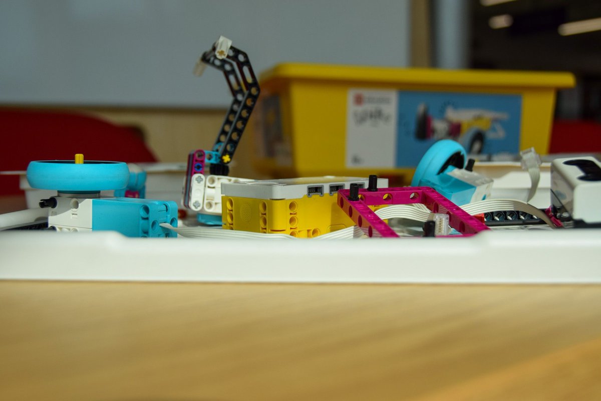 20TwentyProduct's tweet image. We are excited to share that we have received funding from @TNLComFund The National Lottery Community Fundto launch a Community LEGO League, which will be held in March Town Libary&apos;s new Every Space. #MarchLibrary
