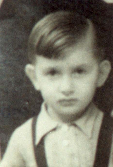 16 July 1939 | A French Jewish boy, Jean Jacques Erdstein, was born in Paris.

He arrived at #Auschwitz on 20 December 1943 in a transport of 850 Jews deported from Drancy. He was among 505 of them murdered in gas chambers after the selection.