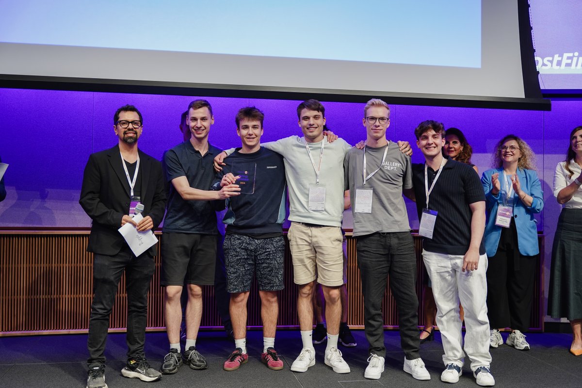 ch_bns's tweet photo. #tb to the #SwissHacks2024

🙌Thank you FIND and @tenity_global for organising such an interesting event!

We were a proud community partner of the SwissHacks 2024.

#swissinnovationbooster is powered by @Innosuisse

#dlt #innovation #blockchain #InnovationUnleashed #IdeatoImpact https://t.co/CZDeEZyjPK