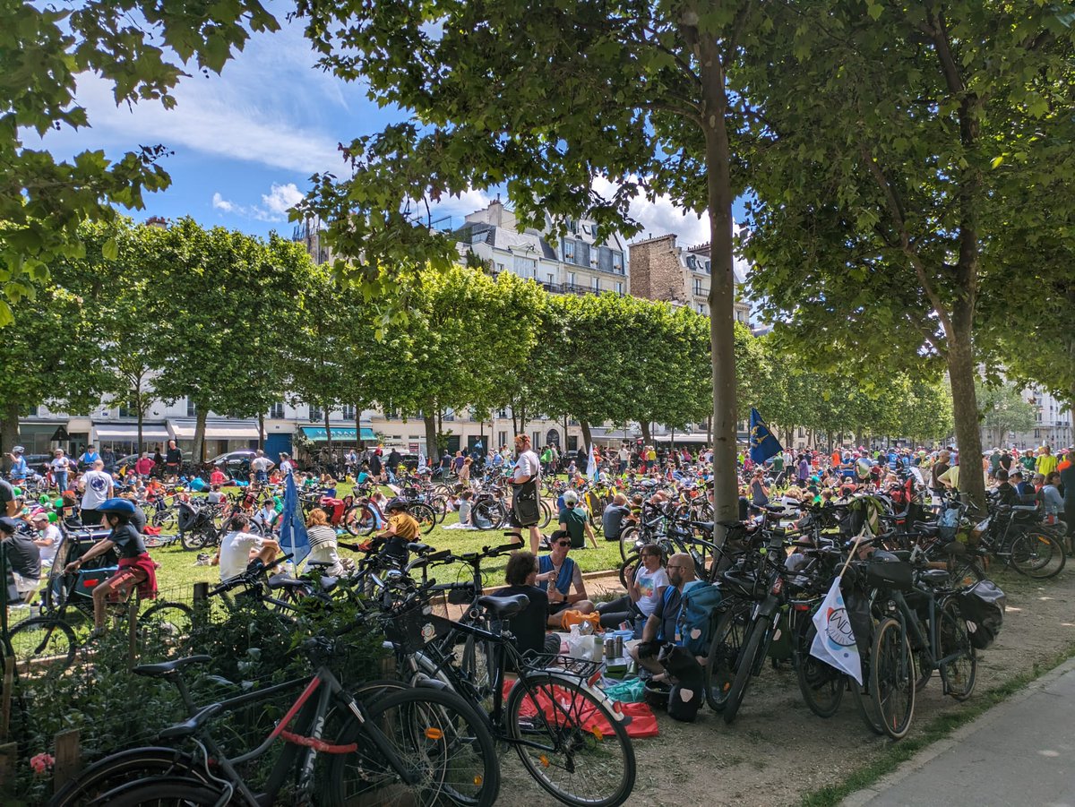 [Les associations mobilisées pour <a href="/mai_velo/">Mai à vélo</a>💪] 
Mai à vélo s'est clôturé le 3 juin 2024 avec un franc succès. Cette 4e édition a vu plus de 5 000 événements se dérouler à travers la France, réunissant près de 177 870 participant·es !