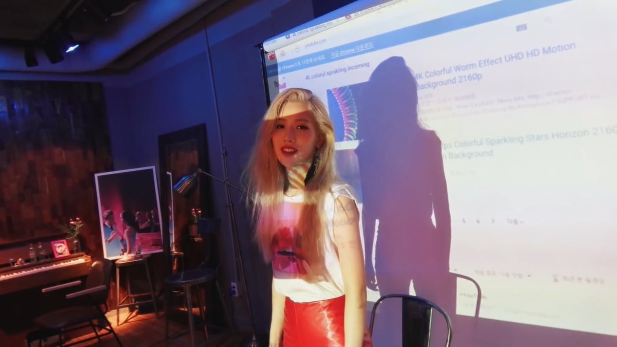 lunatic0818's tweet photo. loona - Kim Lip (2017) https://t.co/LhzB69G0Eq
