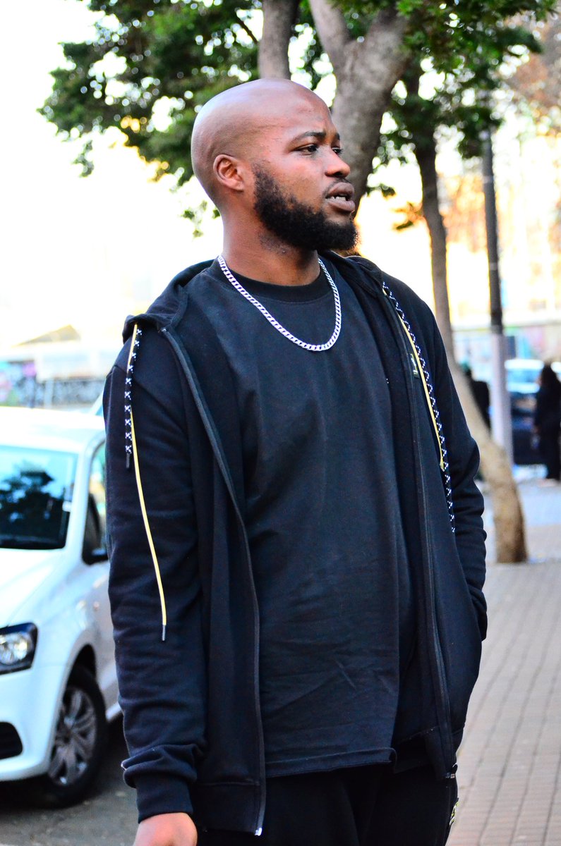RocaPhresh's tweet photo. New visuals on the way 🎬

Tap into my new single 'iNumba Numba' 

Stay tuned https://t.co/MQbDiArAyB