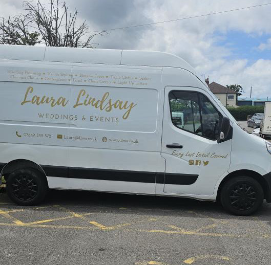 DSignsHarrogate's tweet image. It was a pleasure working with Laura Lindsay Wedding &amp;amp; Events to implement new signage on their vans.

Even with simple vehicle graphics, the impact on brand awareness is significant as they turn the van into a moving billboard.

#vangraphics #vehiclegraphics #signage