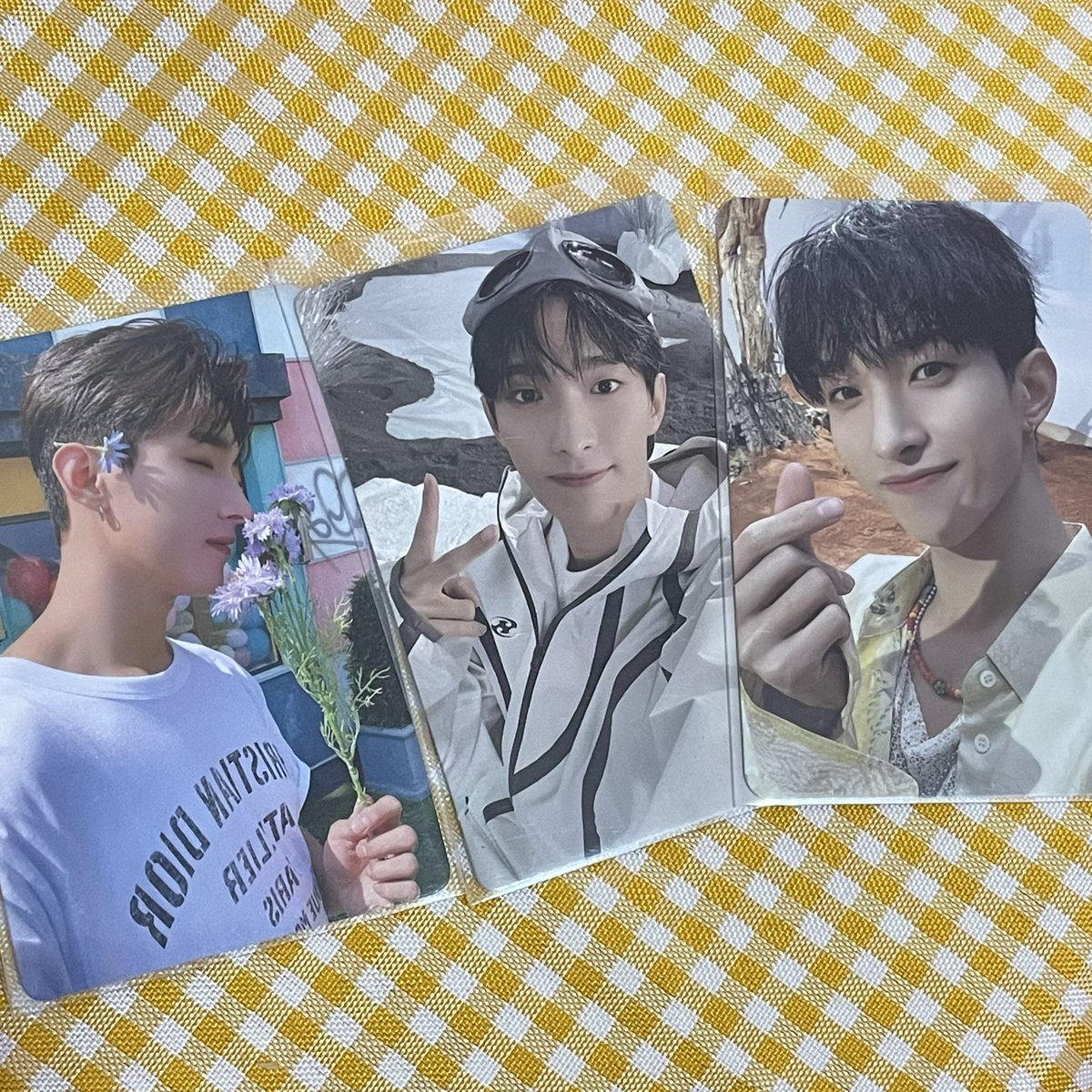 yuiqist's tweet photo. wts lfb ph 𓂃 .ᐟ 

   ﹟ seventeen pcs 
✶ yzy: ₱1,100 each set + sf
✶ grid: ₱1,000 set

🏷️ pc svt mingyu dokyeom dk your choice yc yizhiyu face the sun carver carat ver fts grid henggarae sector 17 s17 attacca https://t.co/ZiWtRQj90n
