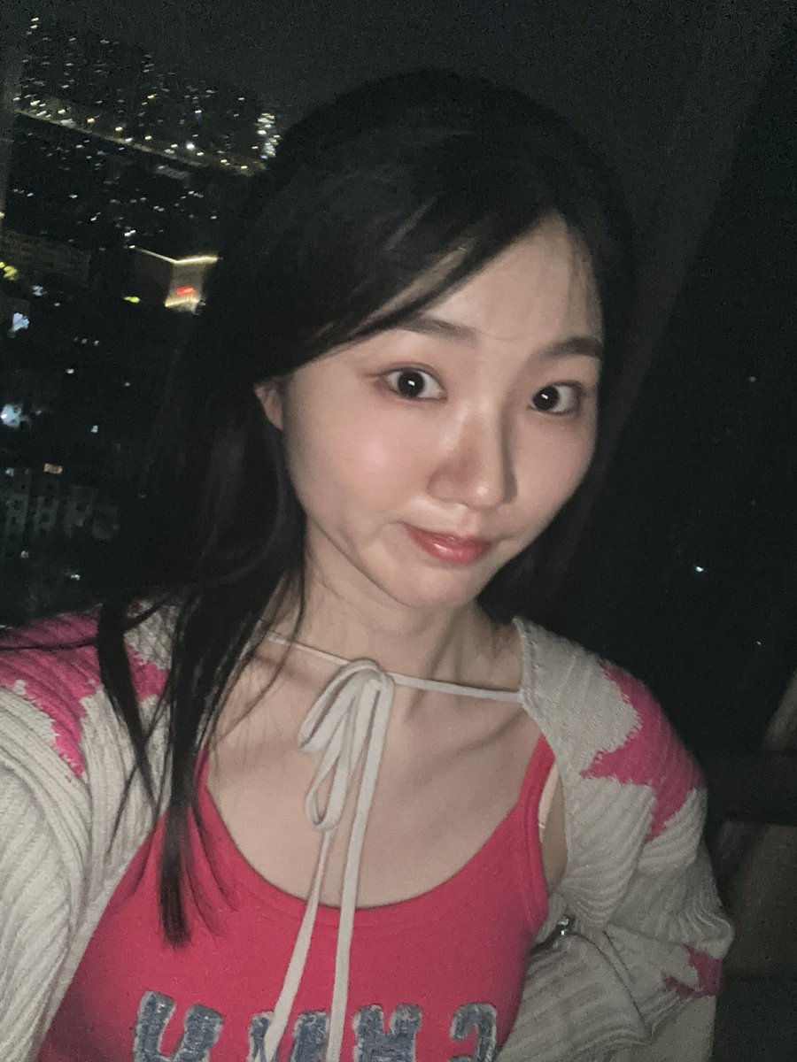 【网友投稿 No.886】夜拍眼镜小姐姐 #眼镜娘 #眼镜妹 #投稿 #反差 #投稿曝光 #女友 #女友分享 #女友系列 #女同学 #女同事 https://t.co/IxiHUbSMHP