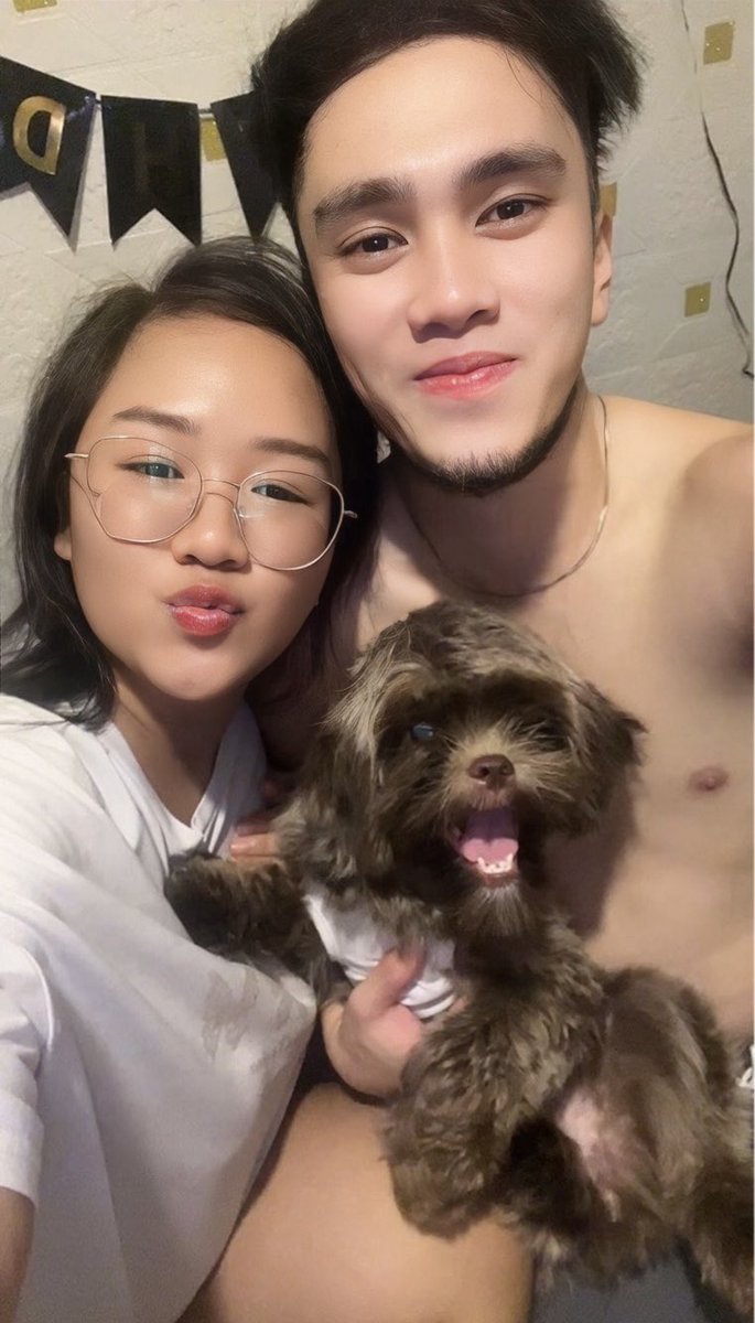 your_joyslyn's tweet photo. So cuuute, Mac went home very late last night kaya mcdo lang naihanda namin sa bday ni Cookie. Tapos today, nag-send Mama nya na binilhan nila cake si Cookie 😅🥰 https://t.co/QpArjXTzY0