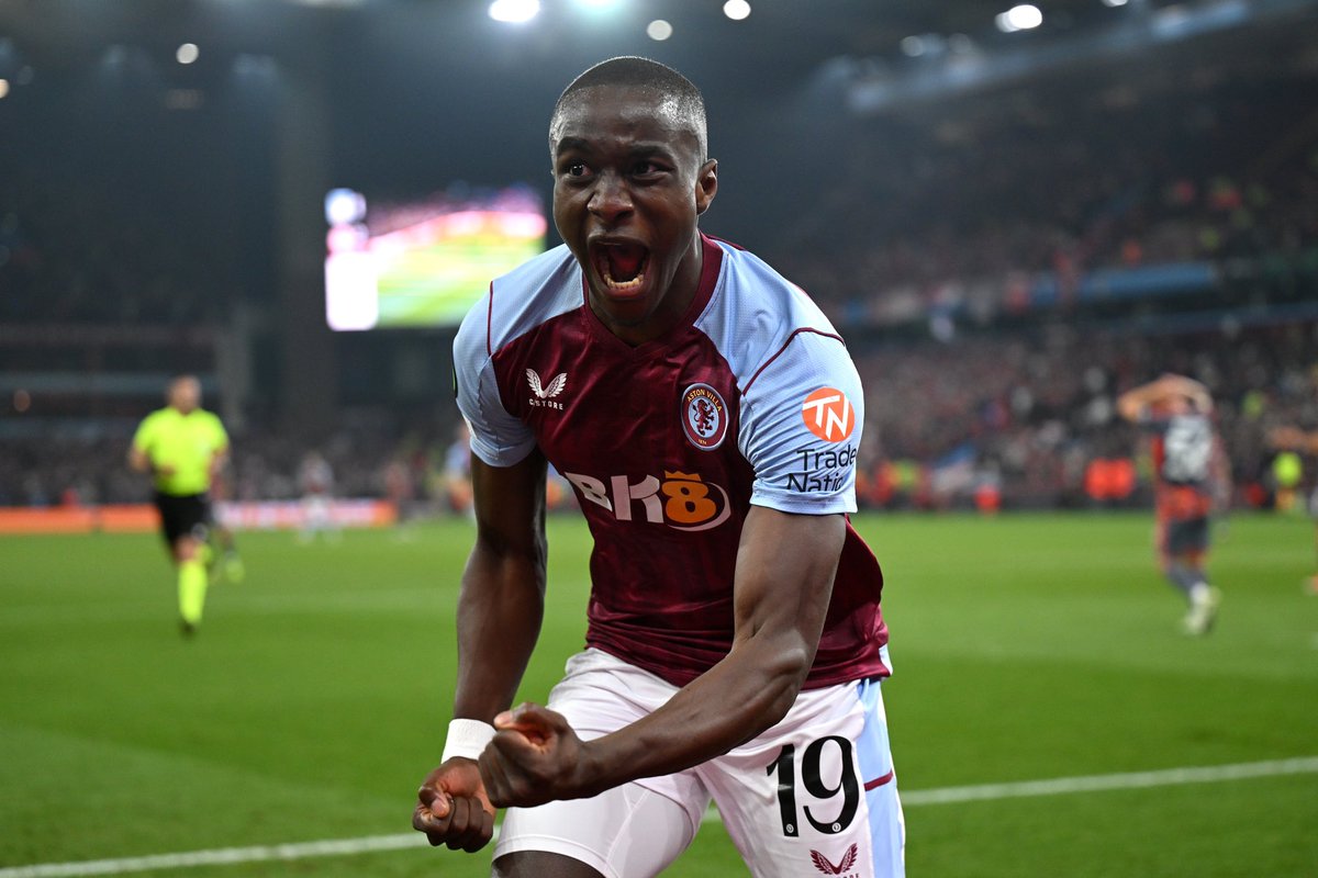 FabrizioRomano's tweet photo. 🚨🟡⚫️ Aston Villa want more than initial €55m bid from Al Ittihad for Moussa Diaby.

He’s considered as important player by Unai Emery, talks will continue with Al Ittihad.

More round of talks are also needed on player side in terms of financial/contract agreement. https://t.co/2DXRMuKJIU