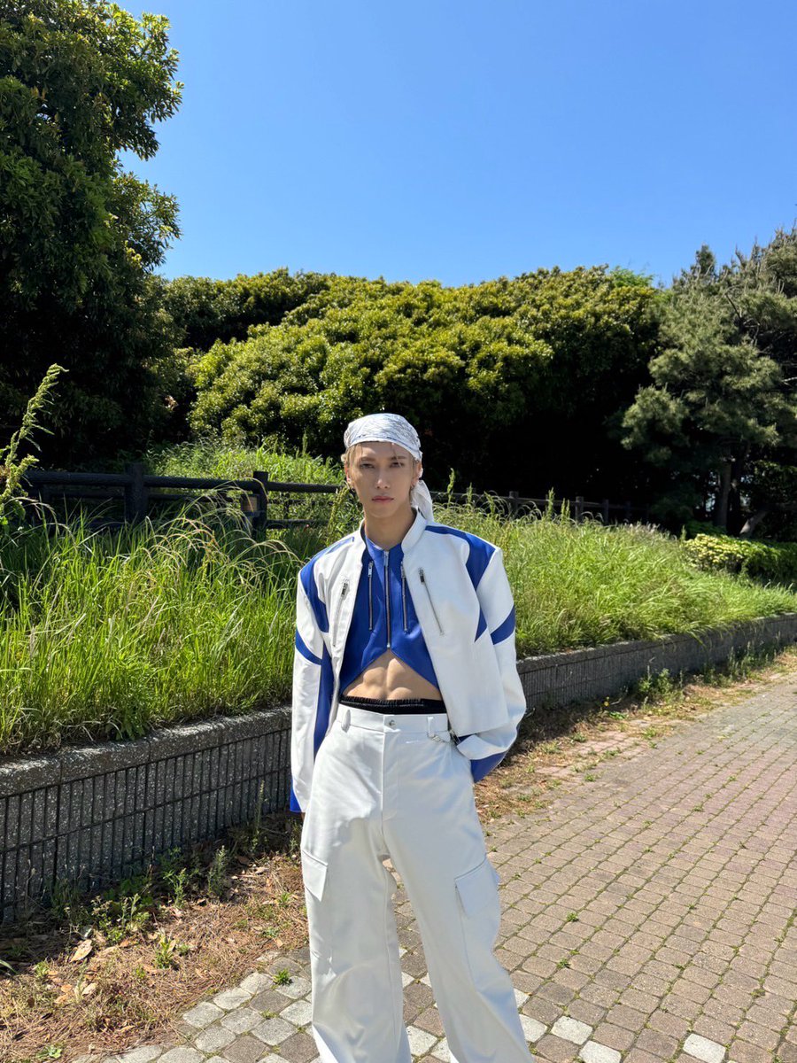official__INI's tweet photo. [#池﨑理人]

池﨑理人です！

ViVi国宝級イケメンランキングNEXT部門で3位でランクインさせていただきました。

MINIの皆さんのおかげでしかございません。ありがとうございます🙇‍♂️

最近ばっさり髪を切ったので良ければ前のも見てください✌️

#ViVi国宝級イケメンランキング 
#INI #IKEZAKIRIHITO https://t.co/uuslpWp7AN