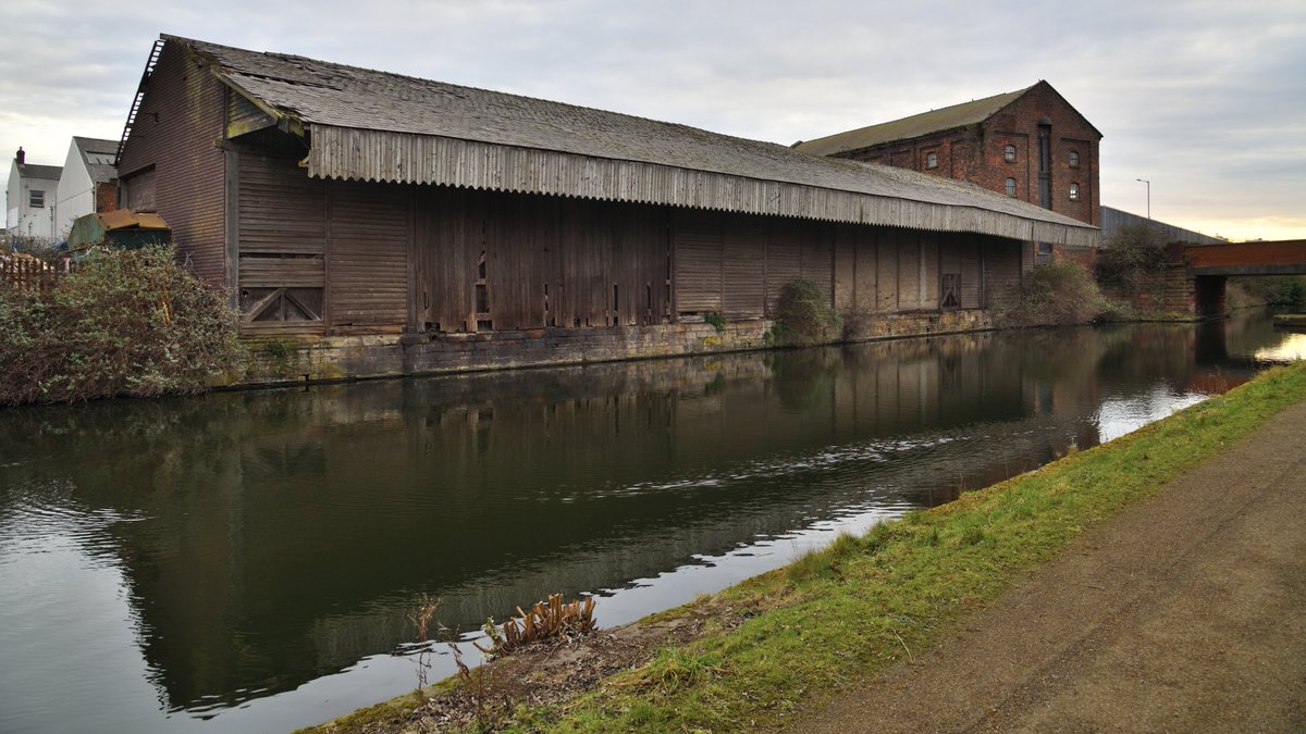 Liverpool1207's tweet photo. 150 years old this year, Bankhall Canal Warehouses
#HeritageLiverpool https://t.co/Gzp2x3FRRx