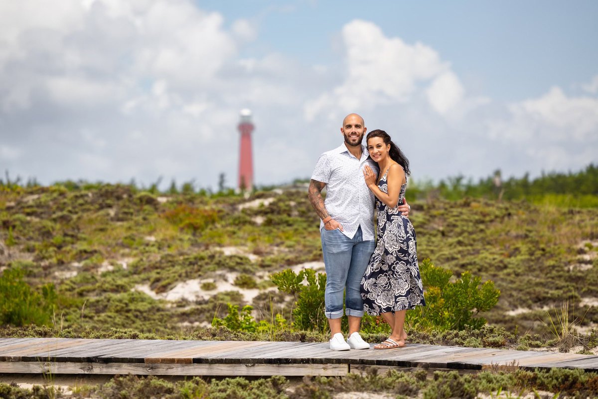 ᴉllǝsoɹ qoɹ tweet media