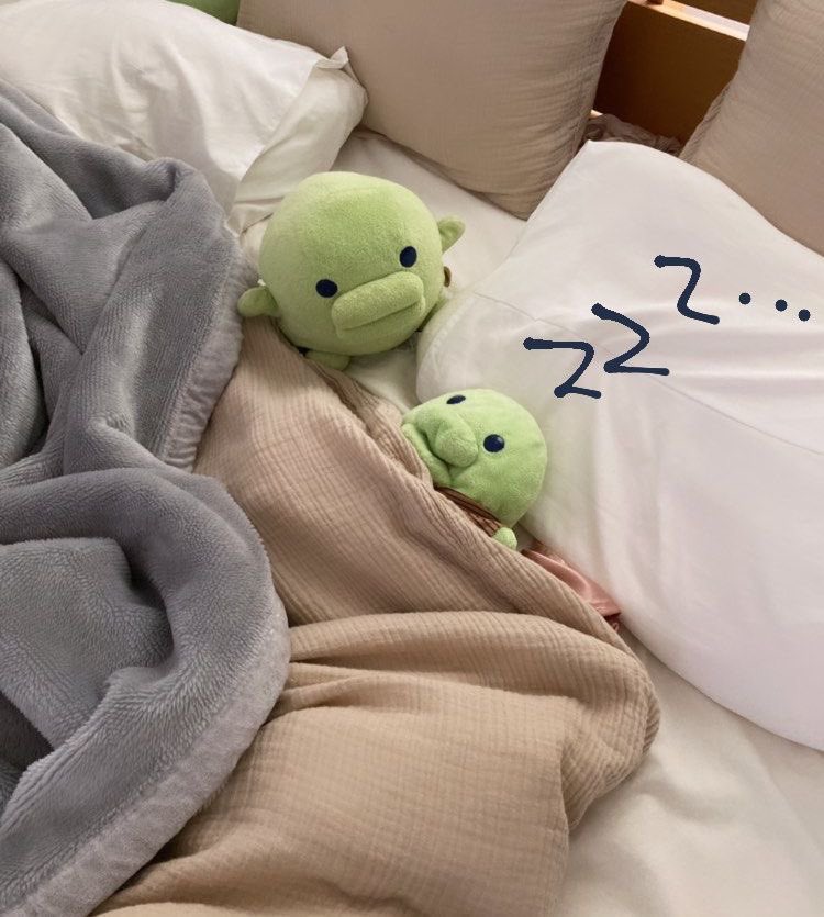 0I0227's tweet photo. 은찬아 잘 장 💙 https://t.co/EVf6jeqMXx