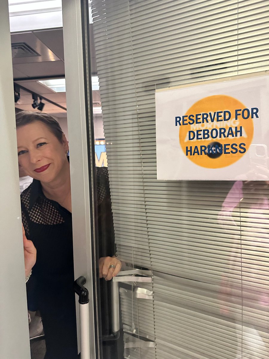 Dr Deborah Harkness (PhD, LHD) tweet media