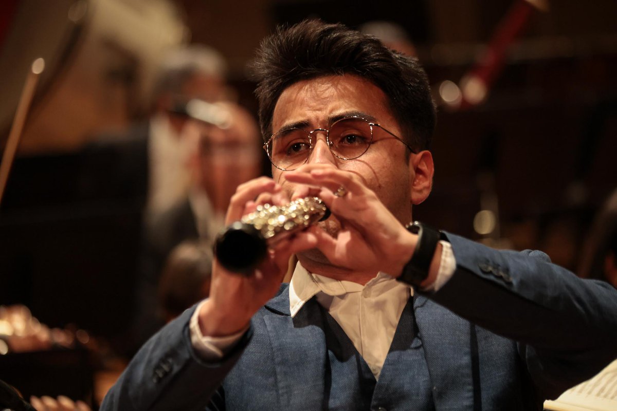 SinfonicadeCcs's tweet photo. El pasado sábado 13 de Julio, la sala José Félix Ribas del Teatro Teresa Carreño, se vistió de magia con ROMEO Y JULIETA de la mano de la Orquesta Sinfónica Municipal de Caracas.

Con la dirección del Maestro Rodolfo Saglimbeni y el Oboista Andrés Cordova. ✨️ @teresacarreno https://t.co/SrwiDqe6im