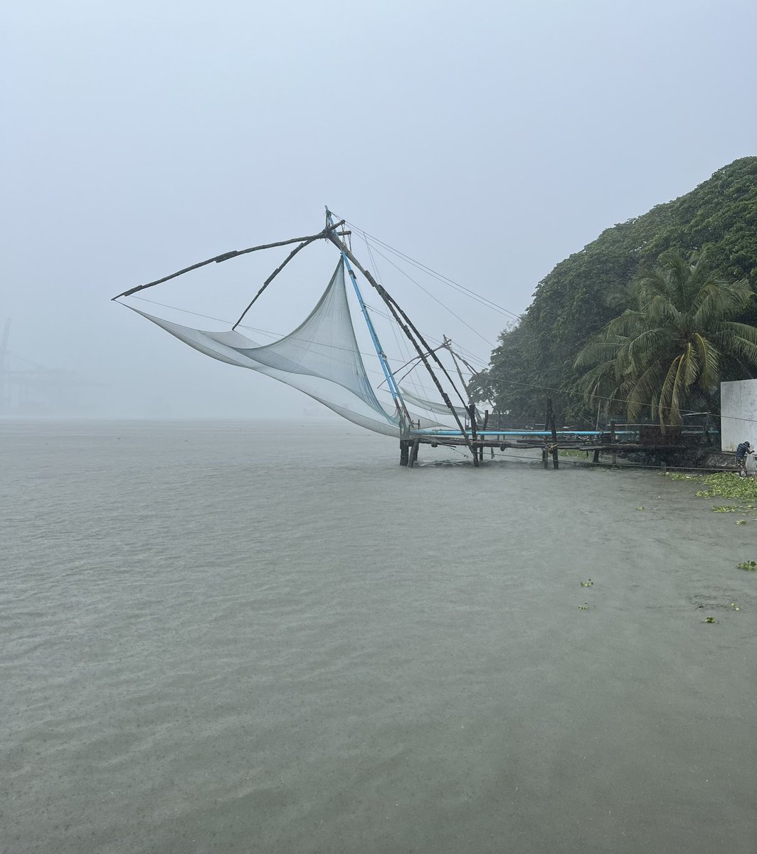 BenJerrin's tweet photo. @kochi #watermetro https://t.co/ruesXRe7Xe