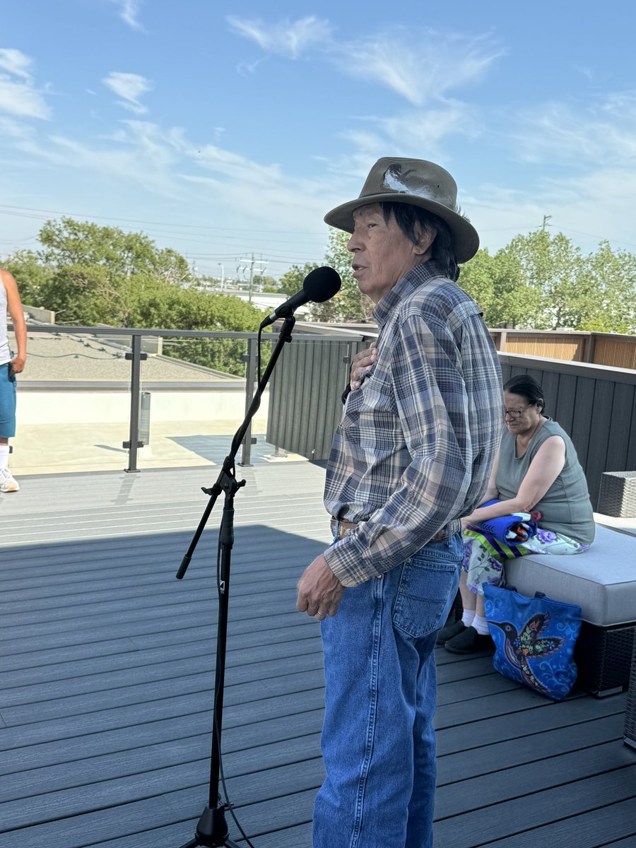 Damian Petti tweet media