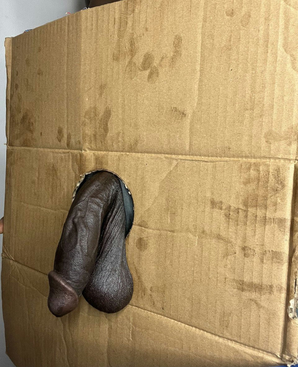 ㅤ
¿Alguién sabe cómo se hace para que me llegue uno de estos 𝗽𝗮𝗾𝘂𝗲𝘁𝗲𝘀 a casa?
ㅤ