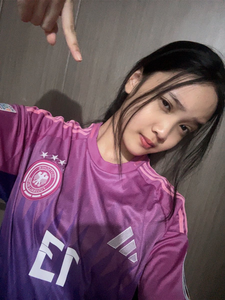 Ribka_JKT48's tweet photo. thank you sr nya! gudnait ol🫰🏻 https://t.co/fDRWajI75u