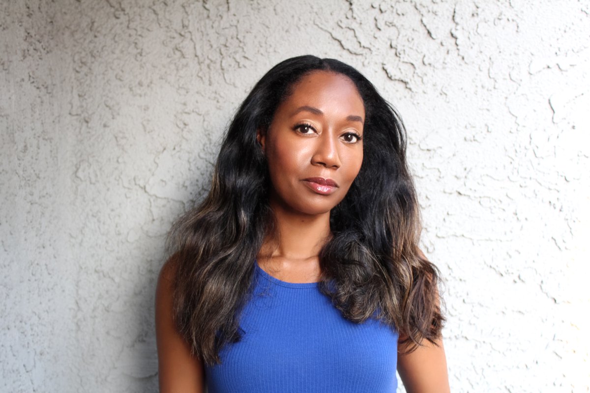 New Climate Fiction: Heirloom by Joy Donnell

Read it today at @Grist

"In a haven city defined by scientific progress, one woman hides a gift from her ancestors that contains a key to the future."

grist.org/climate-fictio…

#climatefiction #afrofuturism #fiction #solarpunk