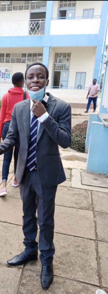 Shad_khalif's tweet photo. “Niaje bro hao makarao wako Koja wameshika rafiki yangu na sijui penye wamempeleka plz help me find him 
Anaitwa Didier Mamai”

Find Didier. 

#RutoMustGo https://t.co/34L94wq7PB