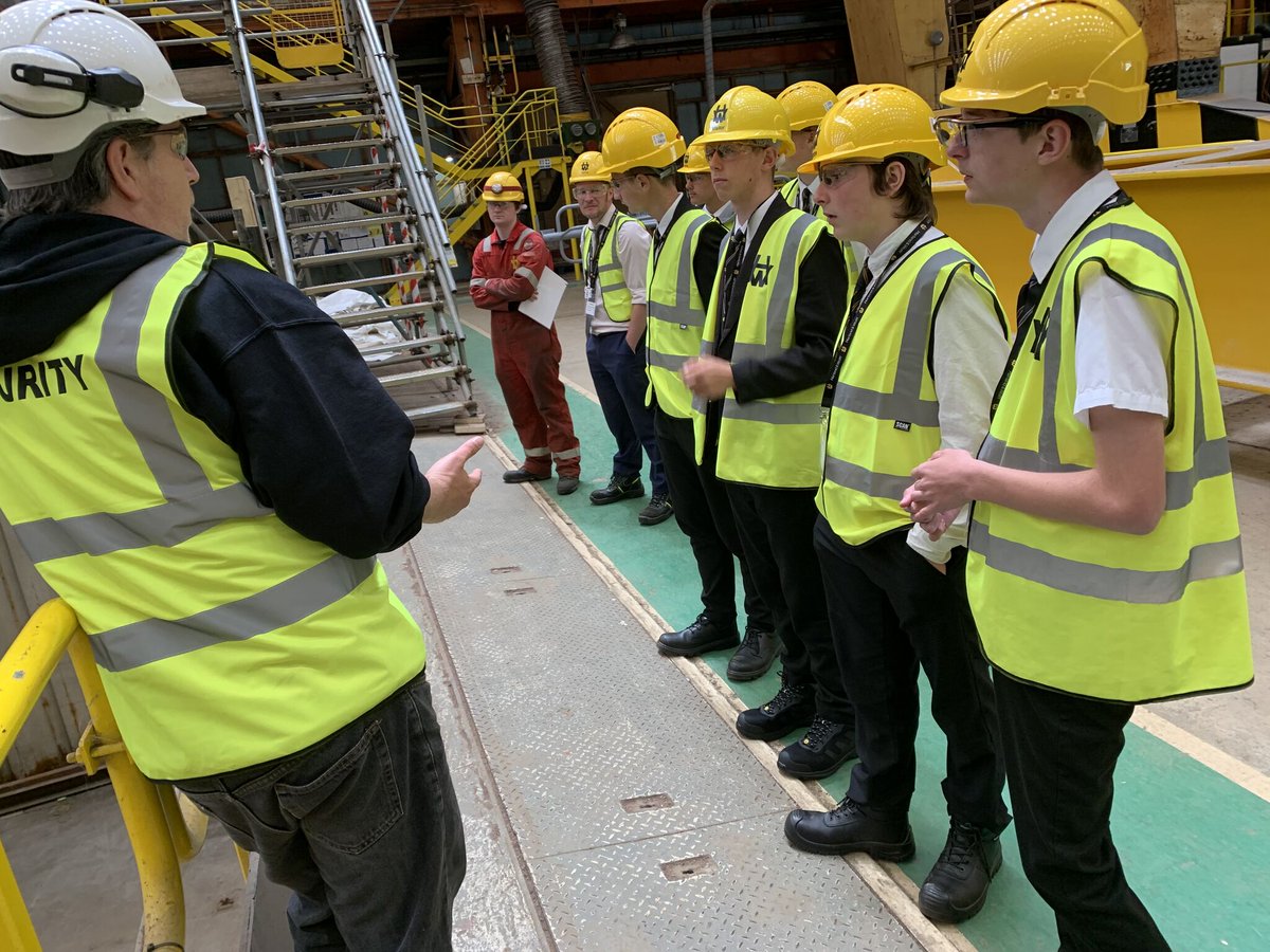 Inspiring the next generation of engineers in Appledore 🌟

We welcomed GCSE engineering students for our Social Value Schools Engagement Programme. They enjoyed careers planning, Q&amp;A with Year 1 apprentices, and a site tour 🎓

#FutureEngineers #HarlandAndWolff #Apprenticeships