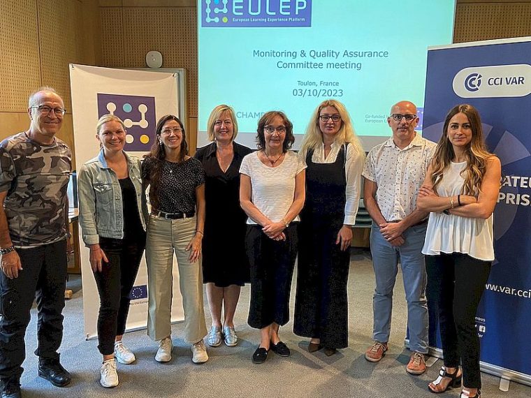Vallès Empresa (@vallesempresa) on Twitter photo La <a href="/CambraTerrassa/">Cambra de Comerç de Terrassa</a> participa en el projecte europeu <a href="/EulepEU/">EULEP - European Learning Platform</a> per adaptar les empreses a tecnologies digitals avançades com la IA i la RV (via <a href="/30virtual/">30Virtual</a>)
ℹ 30virtual.net/Noticias/31940 La <a href="/CambraTerrassa/">Cambra de Comerç de Terrassa</a> participa en el projecte europeu <a href="/EulepEU/">EULEP - European Learning Platform</a> per adaptar les empreses a tecnologies digitals avançades com la IA i la RV (via <a href="/30virtual/">30Virtual</a>)
ℹ 30virtual.net/Noticias/31940