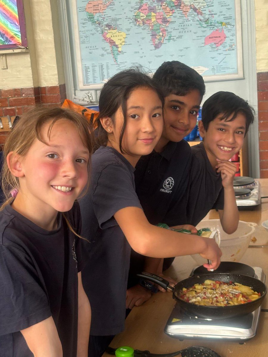 Y5@fircroft.family tweet media