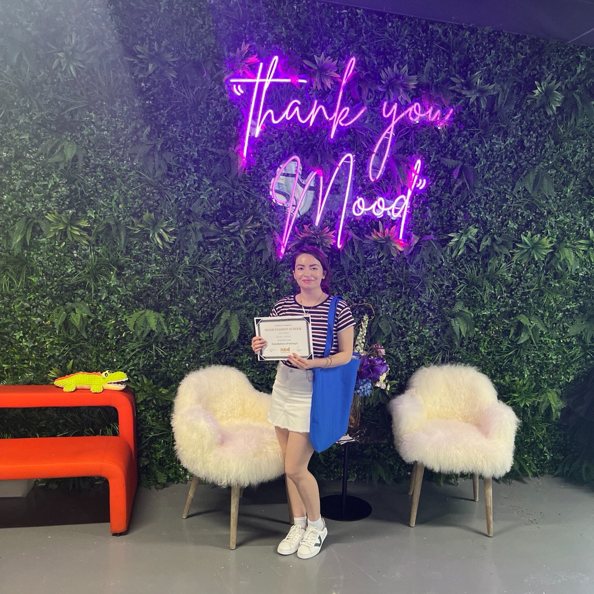 Mood_Fabrics's tweet photo. Congratulations to the first graduates of our Foundations I sewing course at Mood Fashion School! 🎉 Start your sewing journey with us at https://t.co/XvvhrMkttC. We can't wait to see you in Foundations II!

#MoodFashionSchool #SewingClasses #SewingCommunity #FreeClasses https://t.co/rF2yTG2tOj