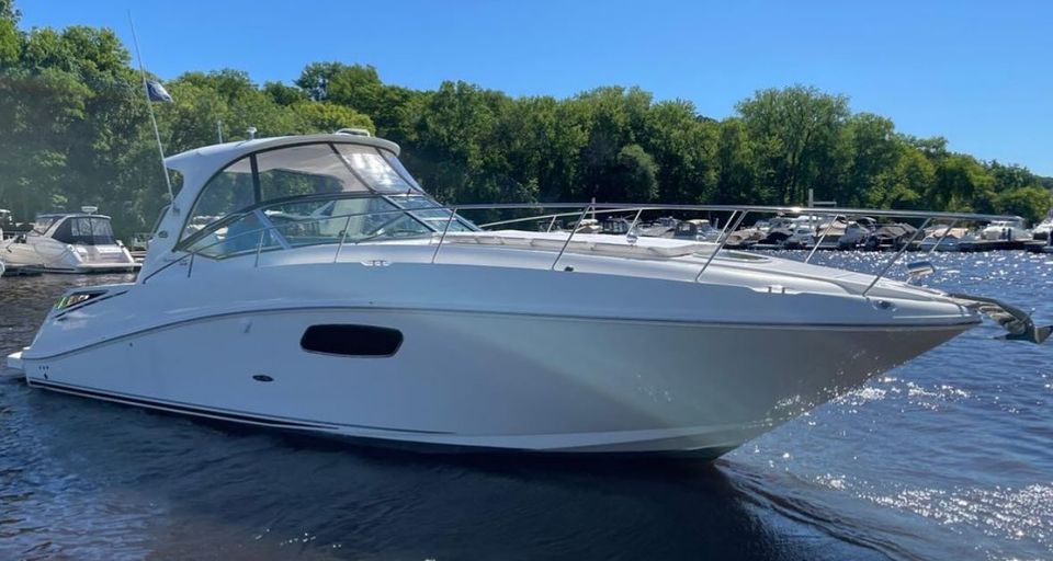 MilesYachts's tweet photo. PRICE REDUCED
2010 37ft Sea Ray 370 Sundancer “2ND TIME’S A CHARM”

Now asking: $204,900
Visit our website for more information or contact Cory Gallus (612)-210-0531 cory@milesyachts.com https://t.co/UK4R3jpCie