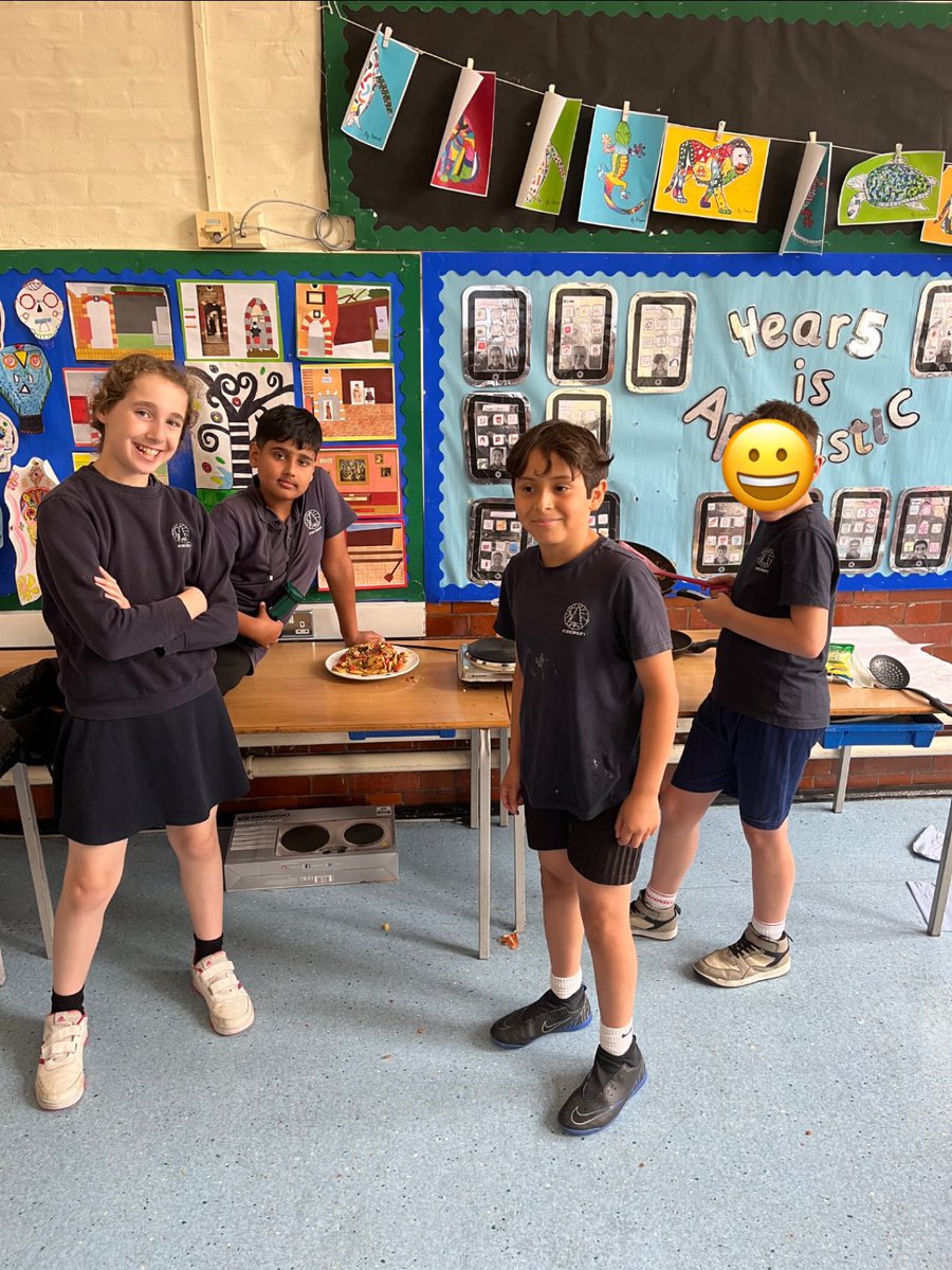 Y5@fircroft.family tweet media