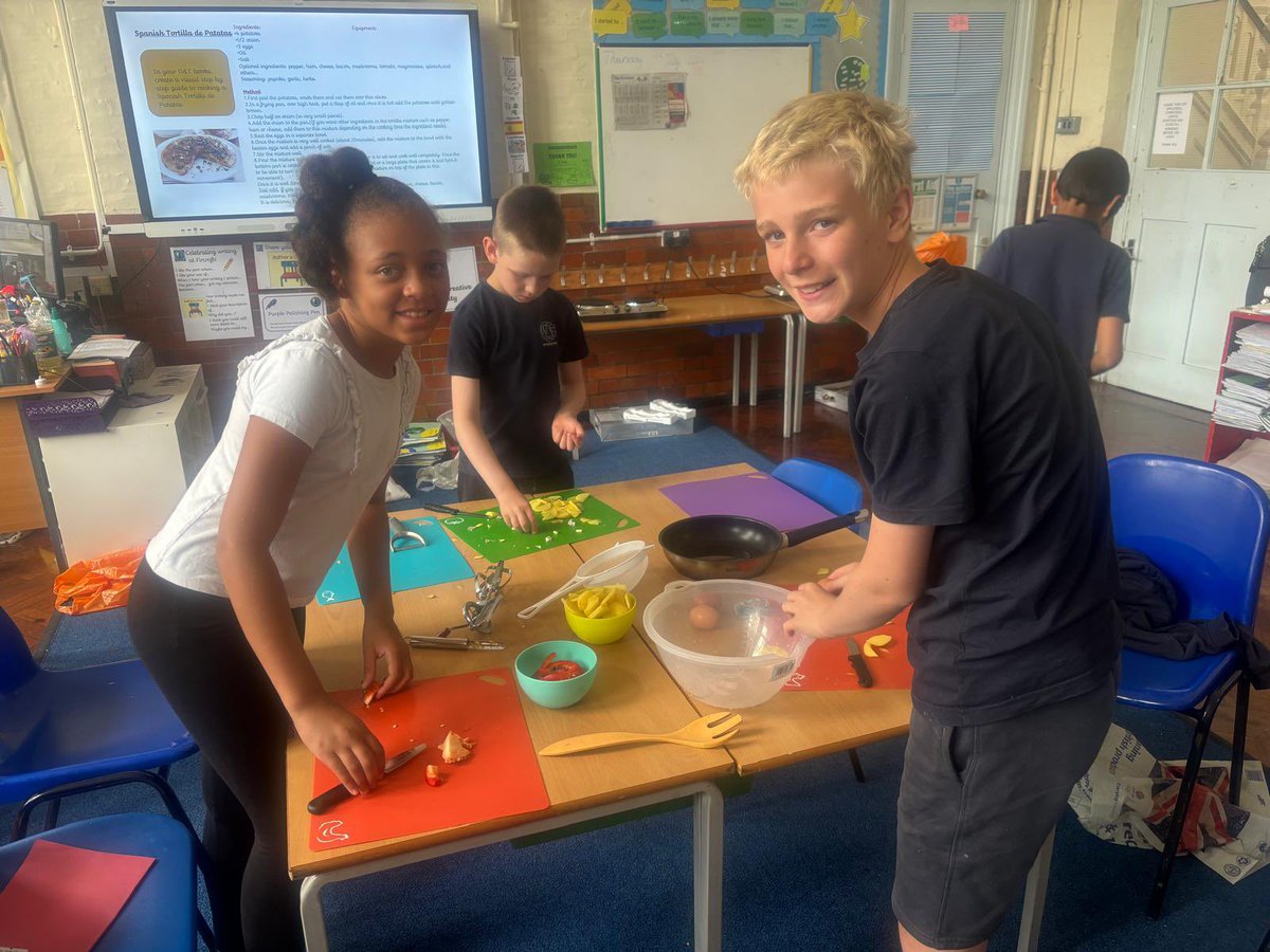 Y5@fircroft.family tweet media