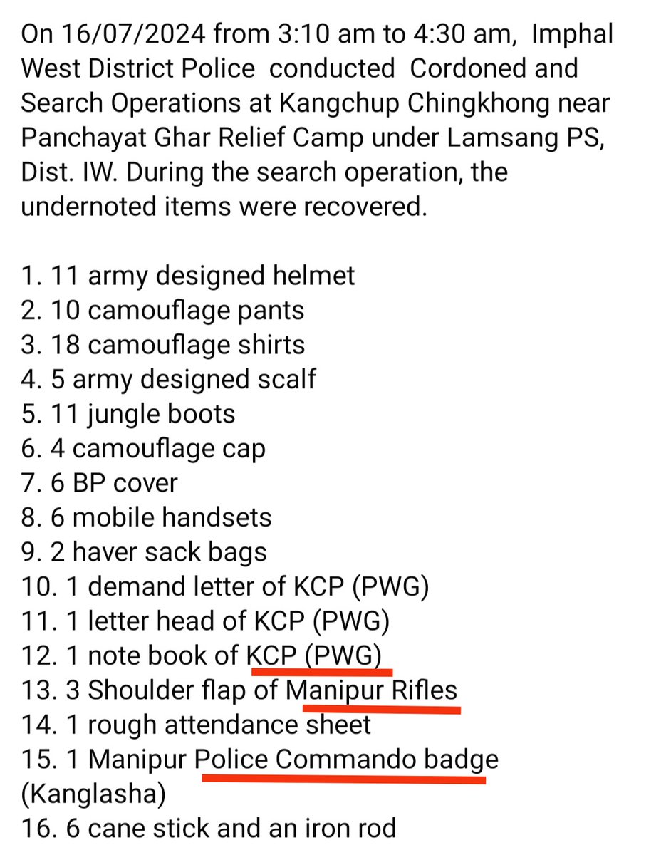 JangminTouthan1's tweet photo. Recovered arms of #Meiteimilitants #KCP & shoulded flap of #ManipurRifles, badge of #Policecommando at the same place is a clear indication that either @manipur_police & meitei militants r in collusion or the militants used to be in police camouflage @NIA_India @Spearcorps https://t.co/idJEY3Xgia