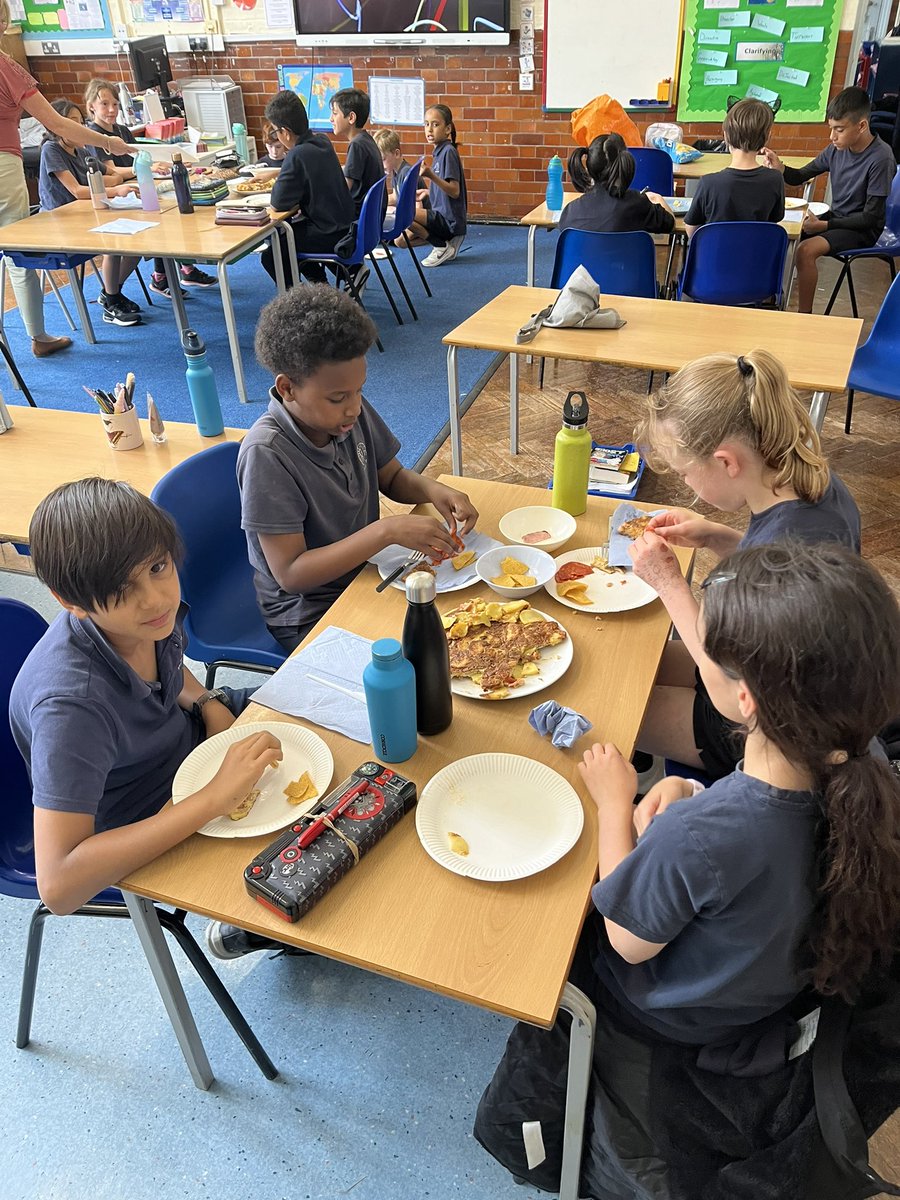 Y5@fircroft.family tweet media